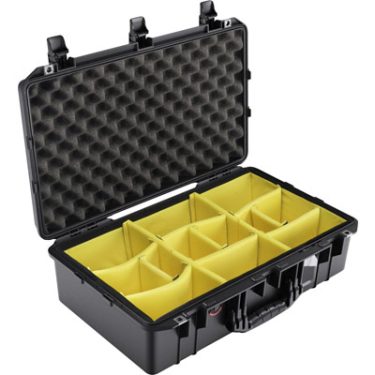 Pelican Air 1555 - W/Dividers, Black