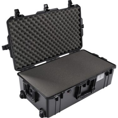 Pelican Air 1615 - W/Foam, Black