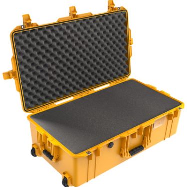 Pelican Air 1615 - W/Foam, Yellow